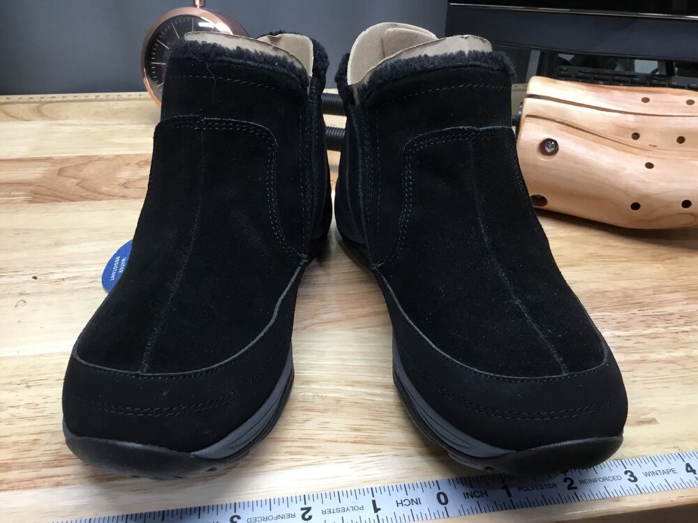 Easy Spirit T-SHuffle Ankle Booties Women's 6.5 Black Suede Side Zipper Classic